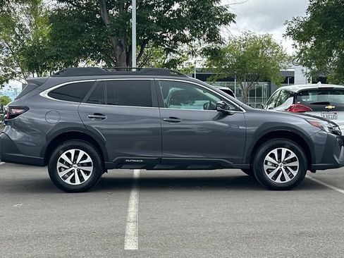 New 2025 Subaru Outback Premium AWD/4WD image 3