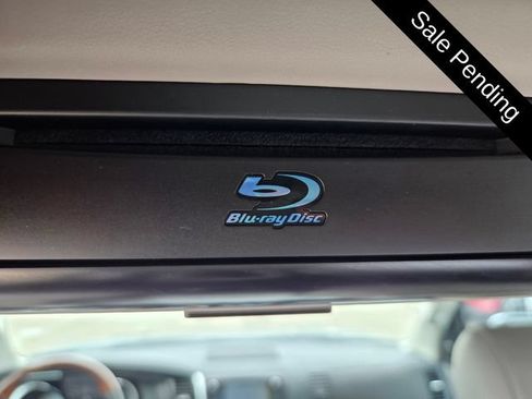 Used 2020 Toyota Sequoia Platinum RWD image 16