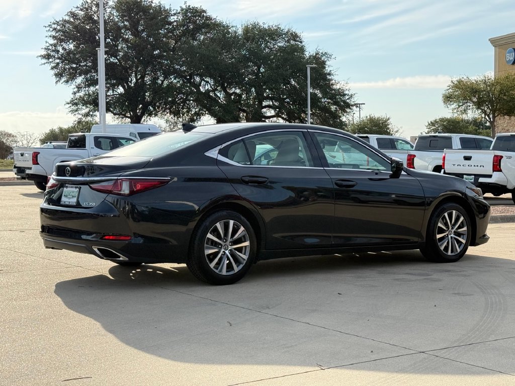 Used 2020 Lexus ES 350 w/ Premium Package FWD image 4