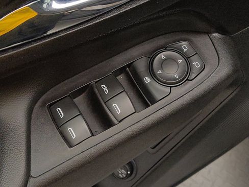 Used 2020 Chevrolet Equinox Premier AWD/4WD image 27