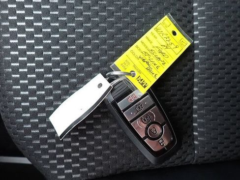 Used 2024 Ford Escape ST-Line w/ Tech Pack #1 AWD/4WD image 31