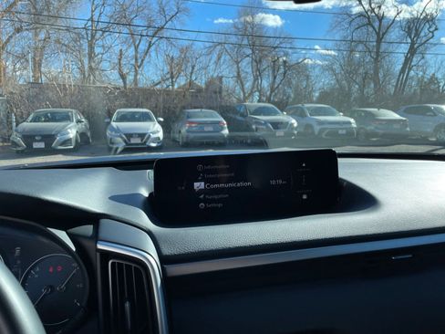 Used 2025 MAZDA CX-50 AWD 2.5 S w/ Select Package image 17