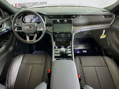 New 2025 Jeep Grand Cherokee Overland w/ Adv Protech Group III AWD/4WD image 27