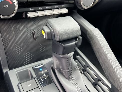 New 2026 Toyota Tacoma SR5 AWD/4WD image 17