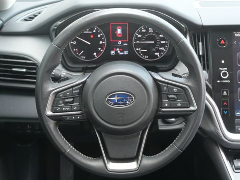 Certified 2025 Subaru Outback Premium w/ Popular Package #1A AWD/4WD image 17