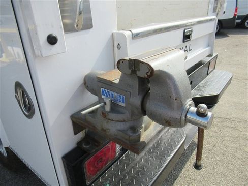 Used 2022 Ford F250 XL w/ STX Appearance Package image 28