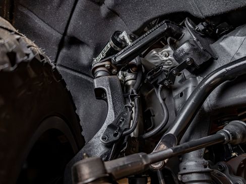 Used 2021 Chevrolet Silverado 2500 LTZ w/ LTZ Plus Package image 13