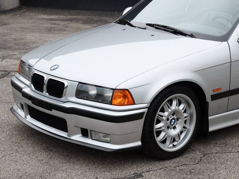 Used 1998 BMW M3 Sedan RWD image 2