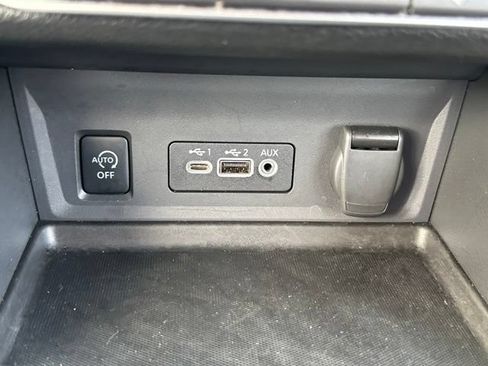 Used 2025 Nissan Sentra SV w/ All-Weather Package FWD image 36