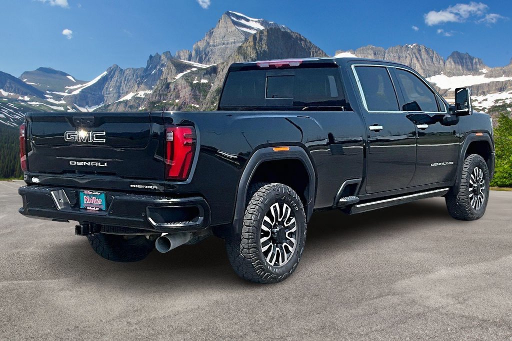 Used 2025 GMC Sierra 3500 Denali Ultimate AWD/4WD image 2