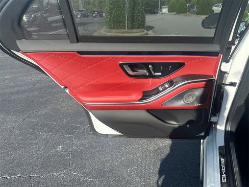 New 2025 Mercedes-Benz S 63 AMG S image 26