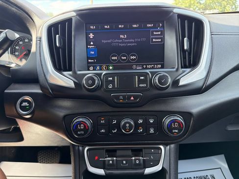 Used 2023 GMC Terrain SLT FWD image 18
