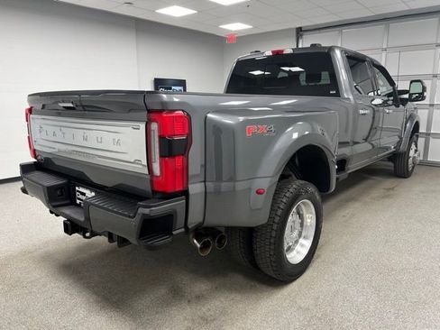 Used 2024 Ford F450 Platinum w/ FX4 Off-Road Package AWD/4WD image 10