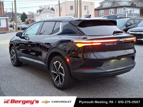New 2026 Chevrolet Equinox EV LT AWD/4WD image 3