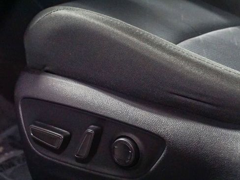 Certified 2025 Toyota RAV4 XLE w/ Convenience Package image 22