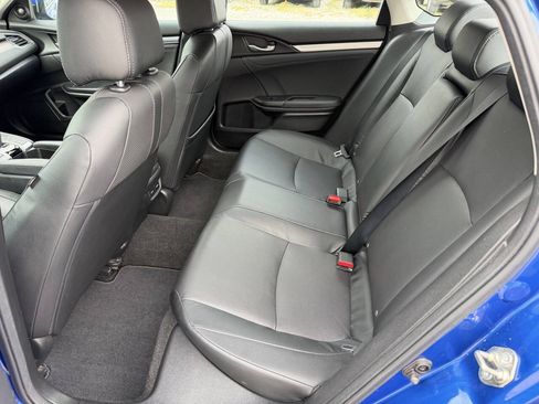 Used 2016 Honda Civic Touring image 16