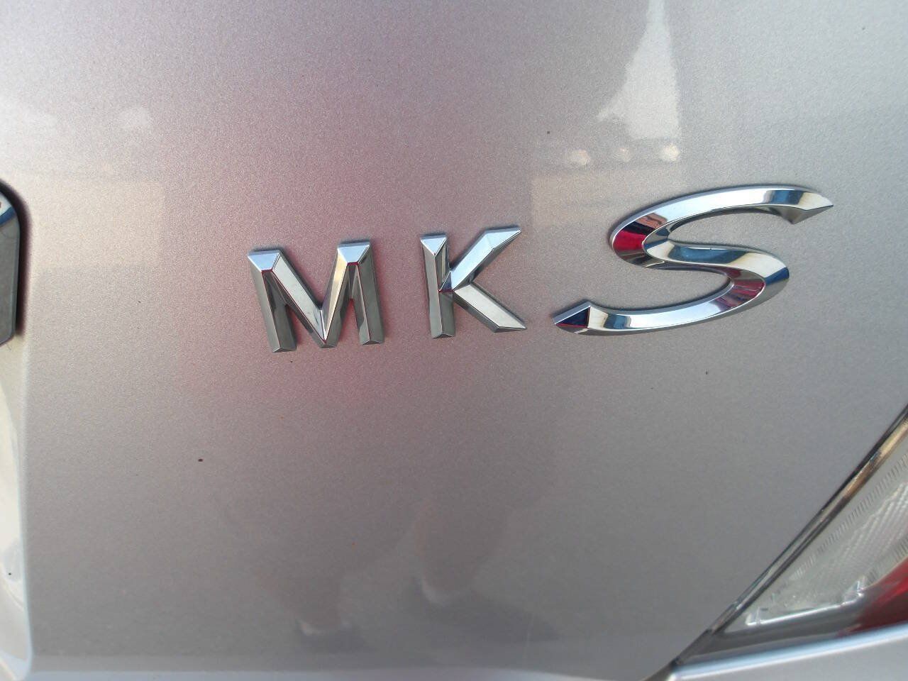 Used 2009 Lincoln MKS FWD image 35