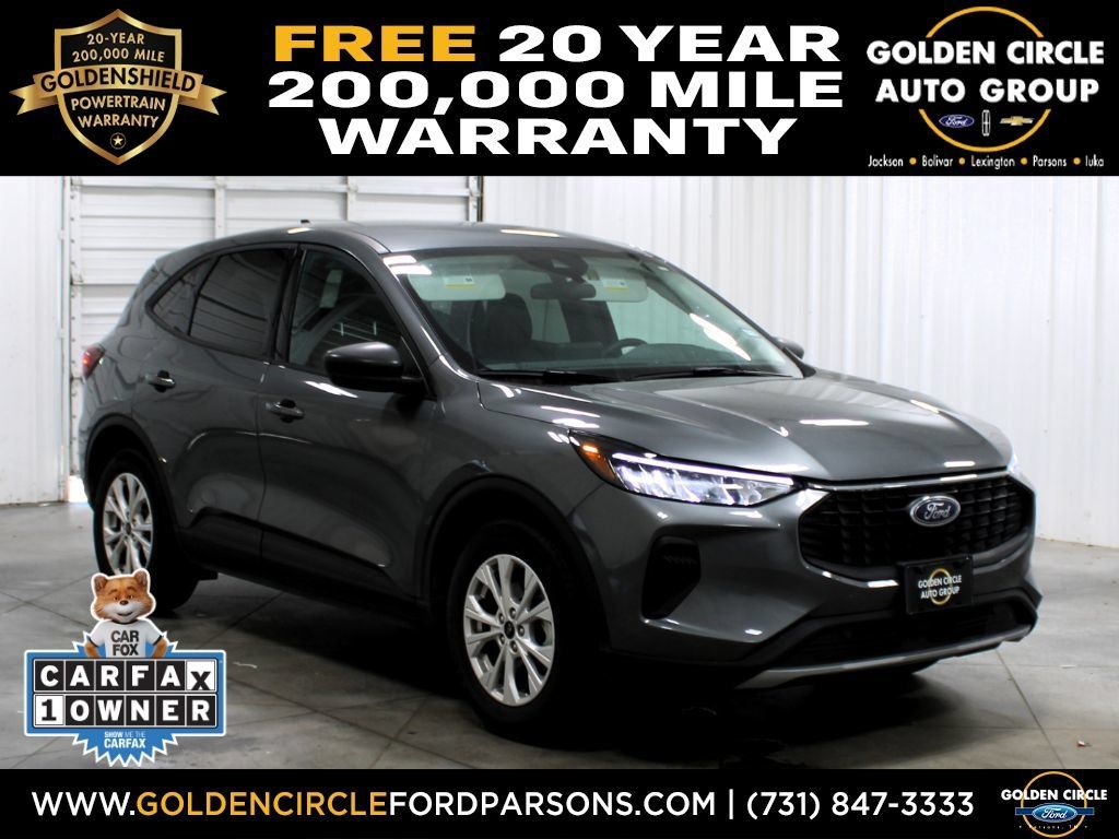 Used 2025 Ford Escape Active FWD image 1