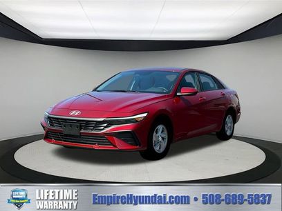 New 2025 Hyundai Elantra SE