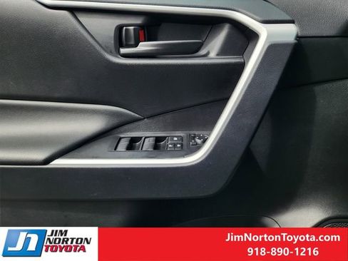 Used 2025 Toyota RAV4 LE image 25