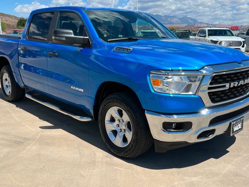 Used 2023 RAM 1500 Big Horn AWD/4WD image 7