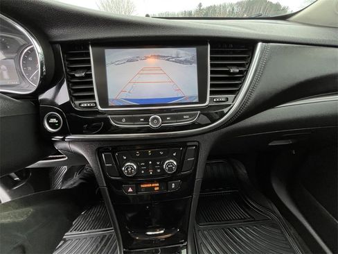 Used 2017 Buick Encore Essence image 12