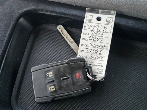 Used 2018 Chevrolet Silverado 1500 Custom w/ Rally 1 Edition image 31