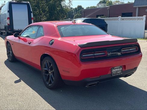 Used 2023 Dodge Challenger R/T w/ Blacktop Package RWD image 3