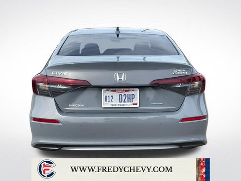 Used 2025 Honda Civic Sport image 4