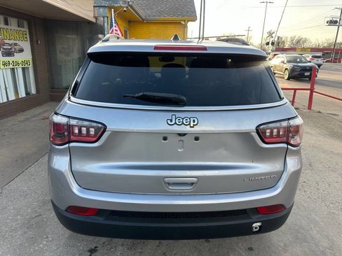 Used 2019 Jeep Compass Limited image 4