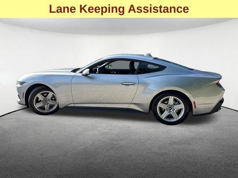 Used 2026 Ford Mustang Premium RWD image 6