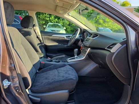 Used 2013 Nissan Sentra SV FWD image 26