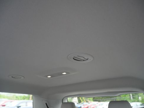 Used 2021 GMC Acadia SLE w/ Driver Convenience Package AWD/4WD image 35