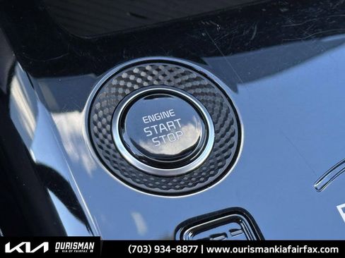 Used 2024 Kia Niro EX w/ EX Cold Weather Package image 13