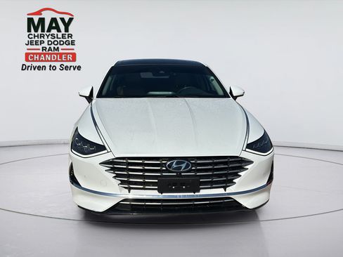 Used 2023 Hyundai Sonata Limited w/ Cargo Package FWD image 2