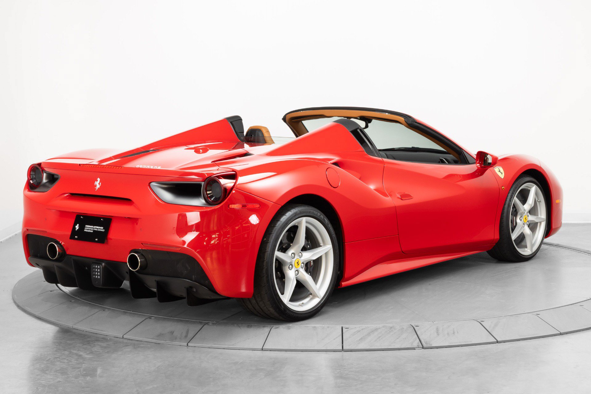 Certified 2019 Ferrari 488 Spider RWD image 8
