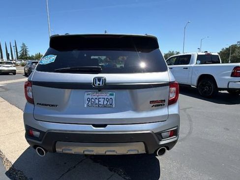 Used 2023 Honda Passport TrailSport image 5