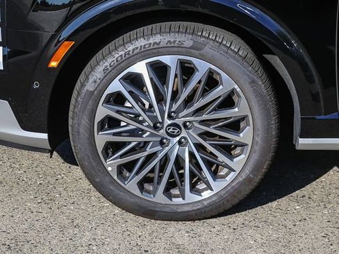 Used 2026 Hyundai Palisade Calligraphy AWD/4WD image 11