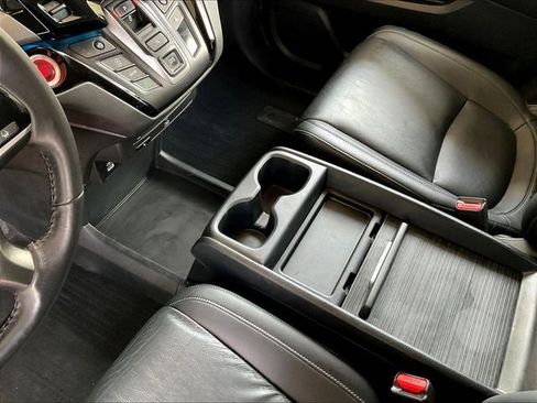 Used 2023 Honda Odyssey Touring image 18