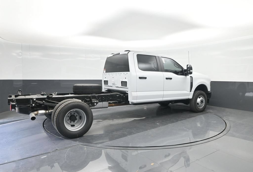 New 2025 Ford F350 XL AWD/4WD image 14