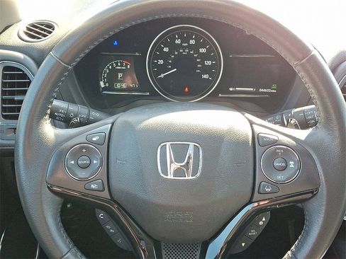 Used 2020 Honda HR-V EX-L image 18