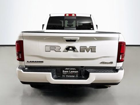 New 2025 RAM 2500 Laramie AWD/4WD image 6