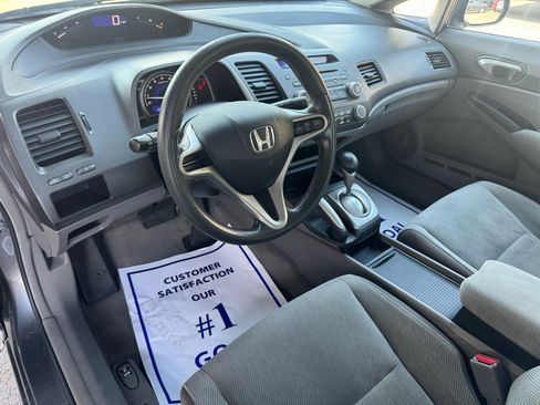 Used 2011 Honda Civic LX image 9