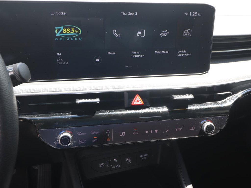 Used 2025 Kia K5 LXS FWD image 18