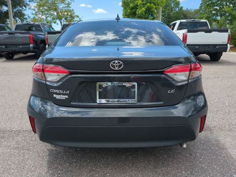 Certified 2025 Toyota Corolla LE FWD image 5