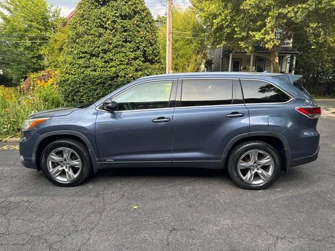 Used 2016 Toyota Highlander Limited Platinum AWD/4WD image 7