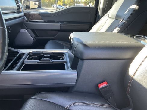 Used 2024 Ford F250 Lariat w/ Sport Appearance Package image 20