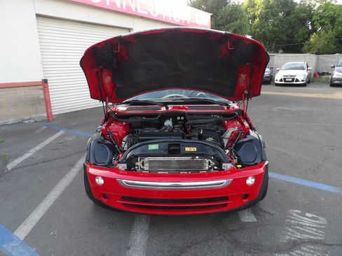 Used 2005 MINI Cooper Convertible FWD image 12