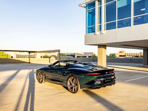 Used 2022 Bentley Other Bentley Models image 35