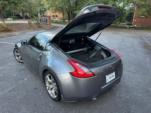 Used 2009 Nissan 370Z Coupe w/ Sport Pkg image 13